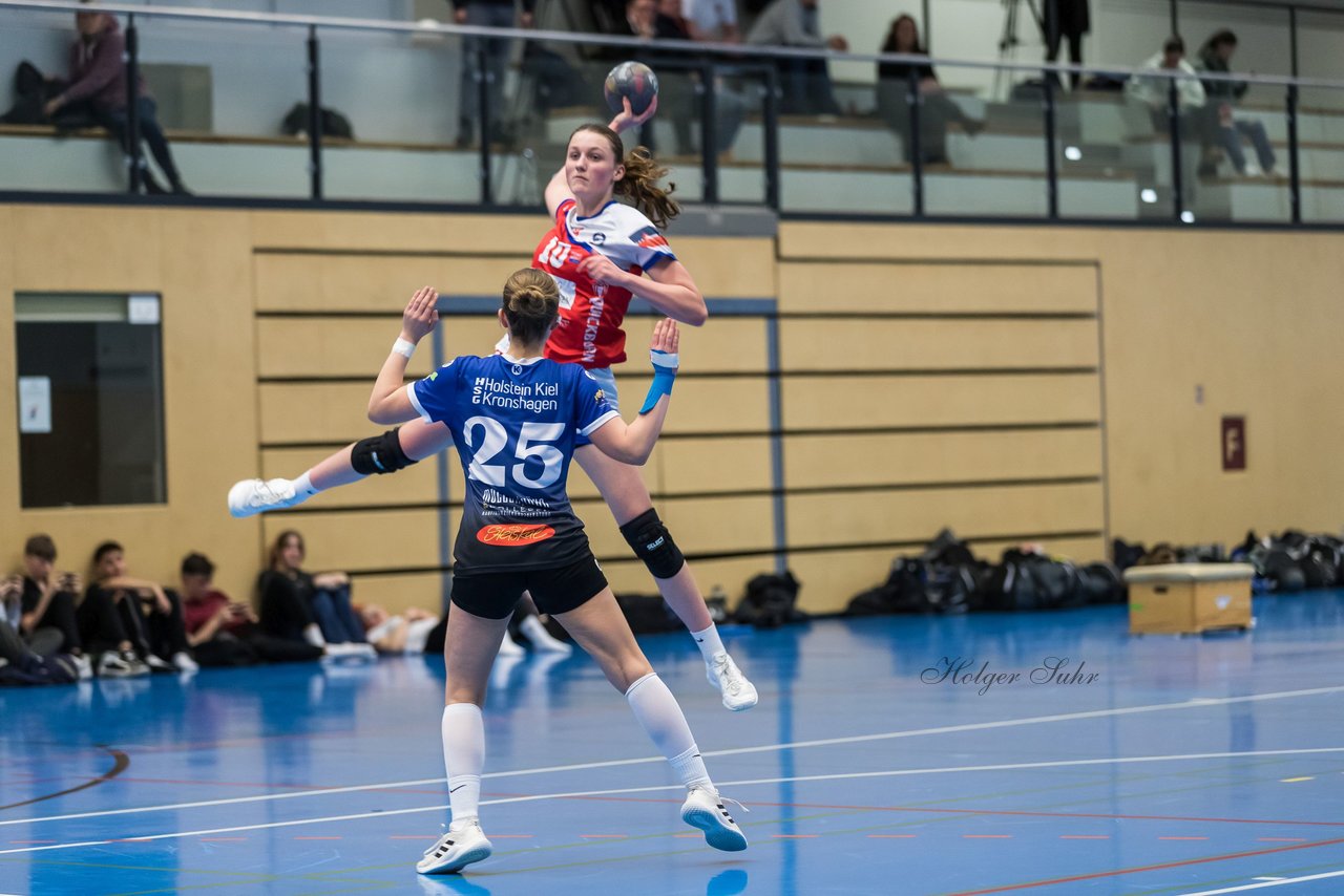 Bild 197 - wAJ HC Quickborn - HSG Kiel/Kronshagen : Ergebnis: 20:17